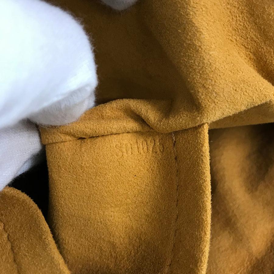 LOUIS VUITTON Handbag