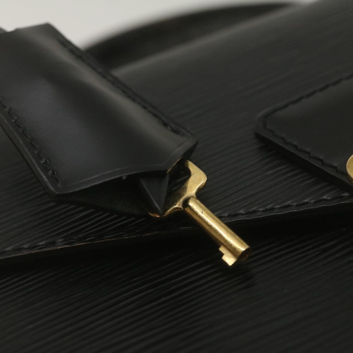 LOUIS VUITTON Epi Concorde Hand Bag Black M52132 LV Auth 35155