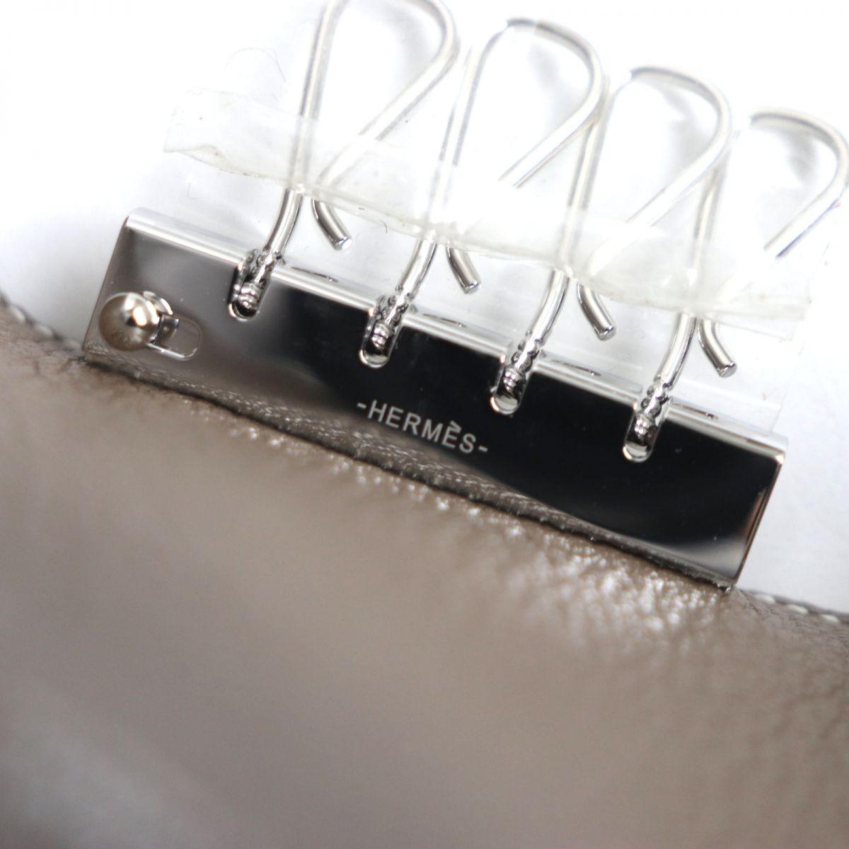 HERMES Key case Key holder  Main: Chevre Main: Etoupe<br>Metal�FSilver mens Used