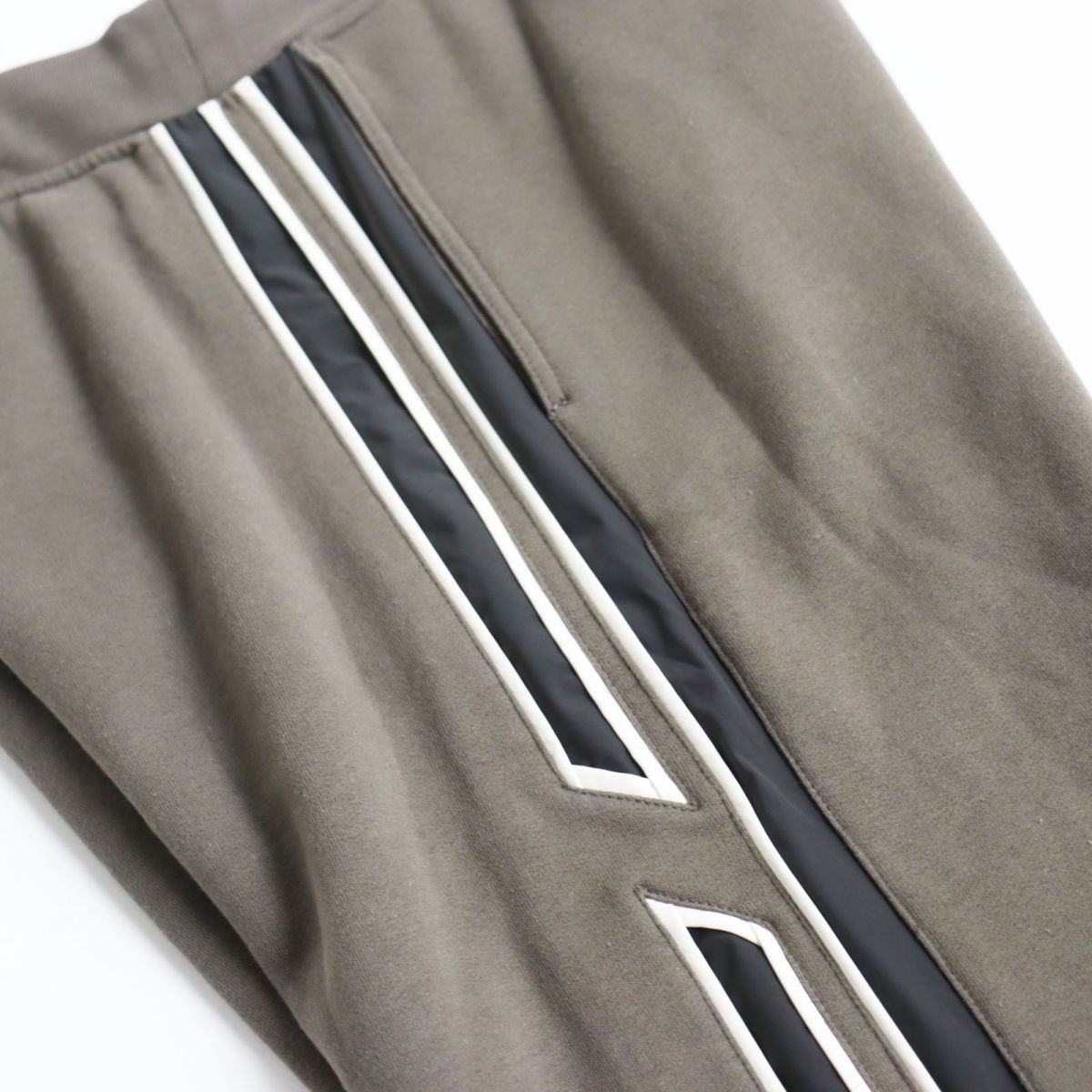 HERMES Pants Main: 100% cotton, part: 90% cotton, part: 10% polyurethane, part: 80% nylon, part: 20% polyurethane Brown mens S Used
