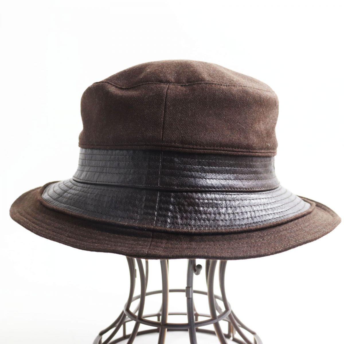 HERMES hat Main: 100% wool, Part: Kangaroo, Lining: 100% acetate Brown mens 56 Used