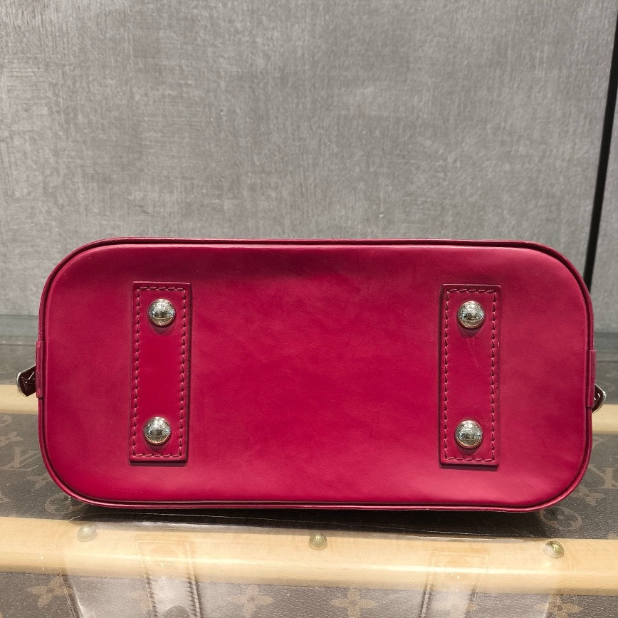 Louis Vuitton Alma BB Pink Leather Crossbody Bag 23x17x11cm
