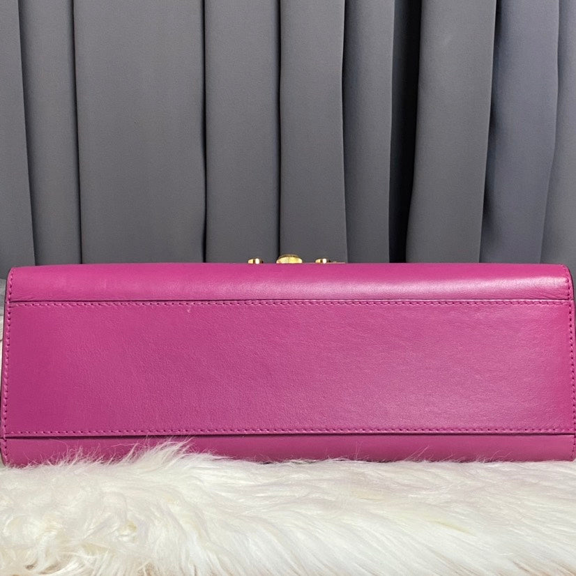Gucci Padlock Small Shoulder Bag in Pink Leather