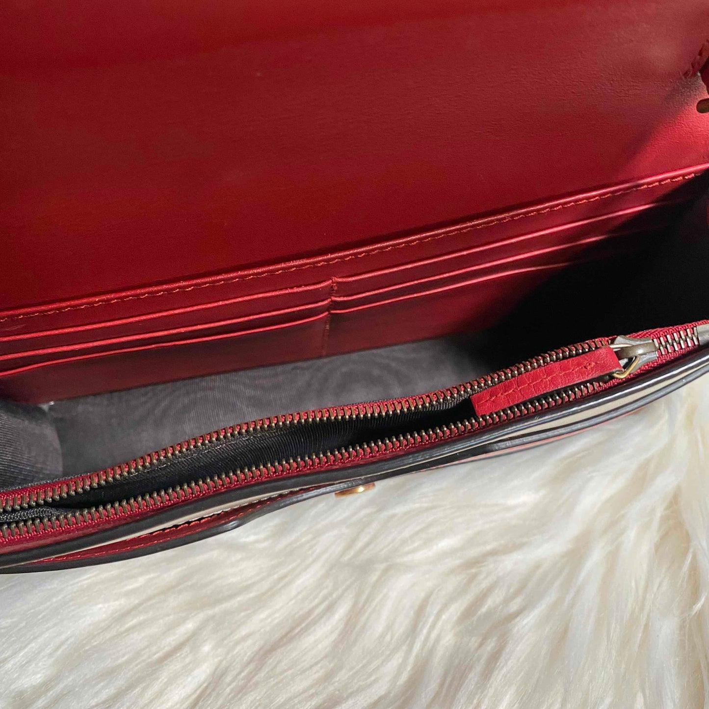 Gucci Sylvie White Red Navy Leather Crossbody Bag