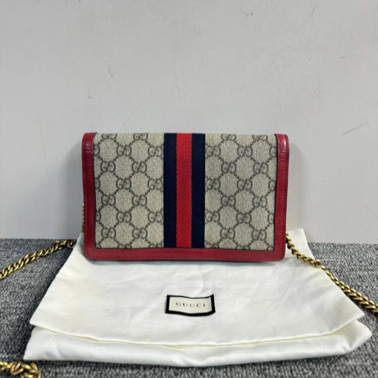 Gucci Bee Wallet On Chain GG Supreme Canvas Leather Red Small