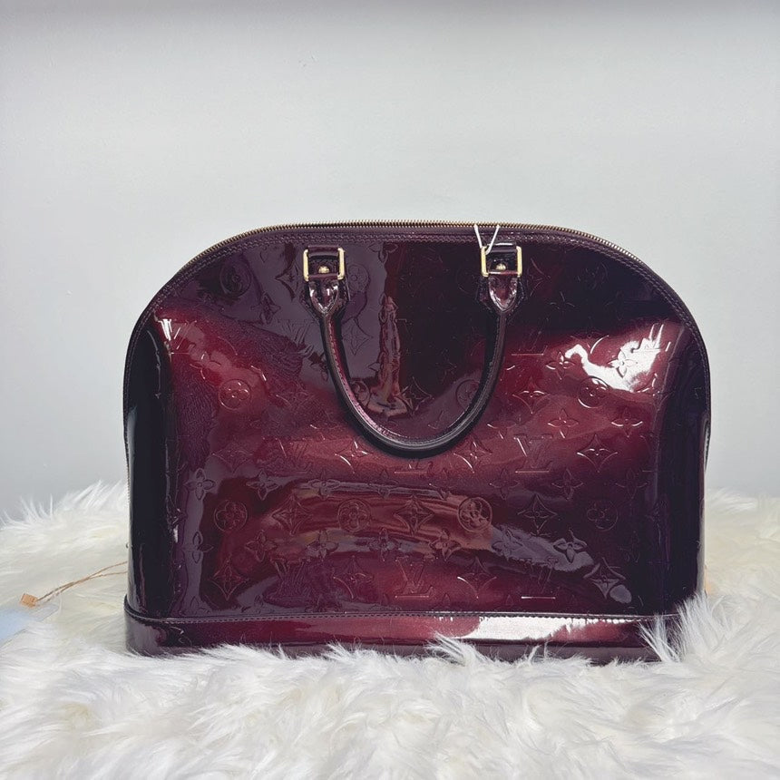 Louis Vuitton Alma GM Vernis Amarante Handbag