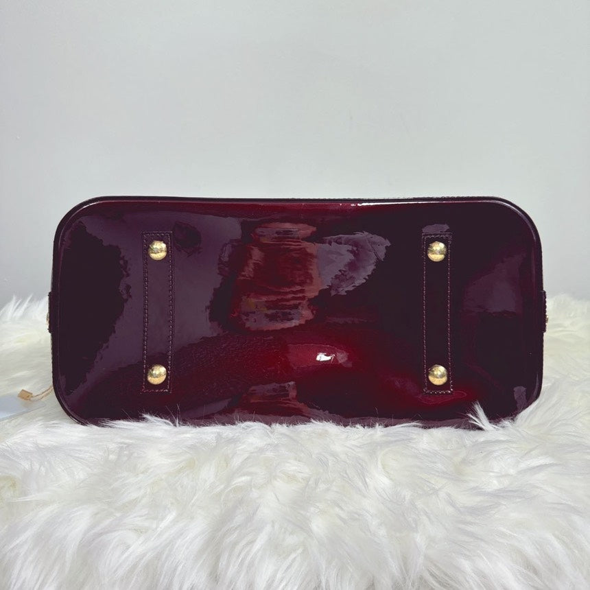 Louis Vuitton Alma GM Vernis Amarante Handbag