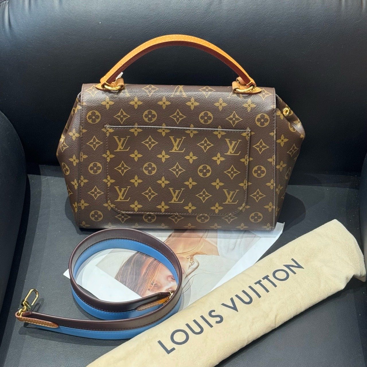 Louis Vuitton Cluny Brown Monogram Canvas Handbag 30x22.5x12 2018