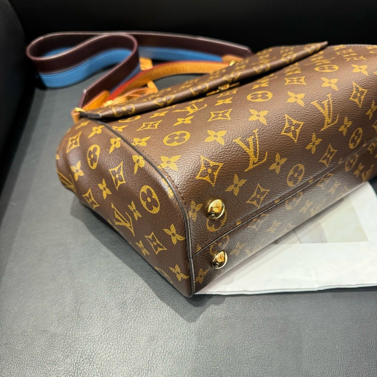 Louis Vuitton Cluny Brown Monogram Canvas Handbag 30x22.5x12 2018