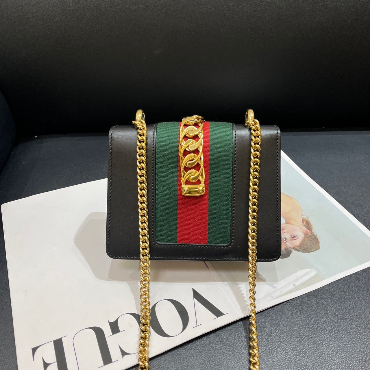 Gucci Sylvie Mini Black Leather Green Red Web Chain Bag 19x14x7.5 cm