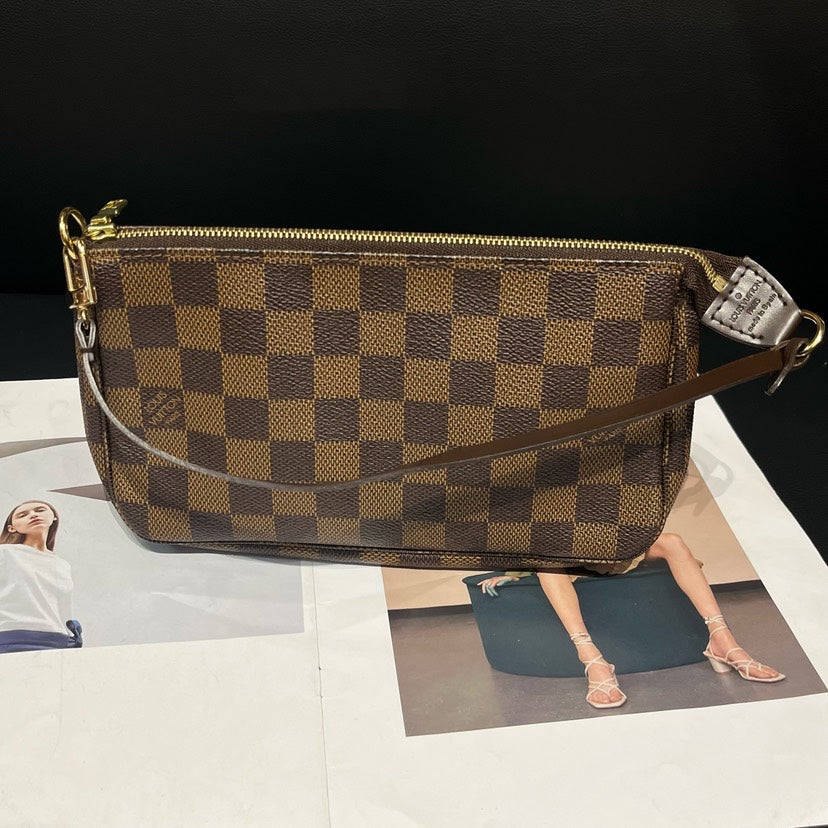 Louis Vuitton Damier Pochette Accessories Brown Handbag