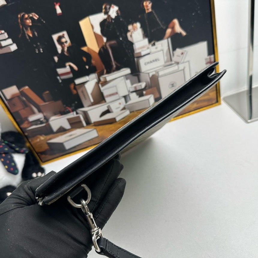 Gucci Ophidia Beige GG Supreme Pouch