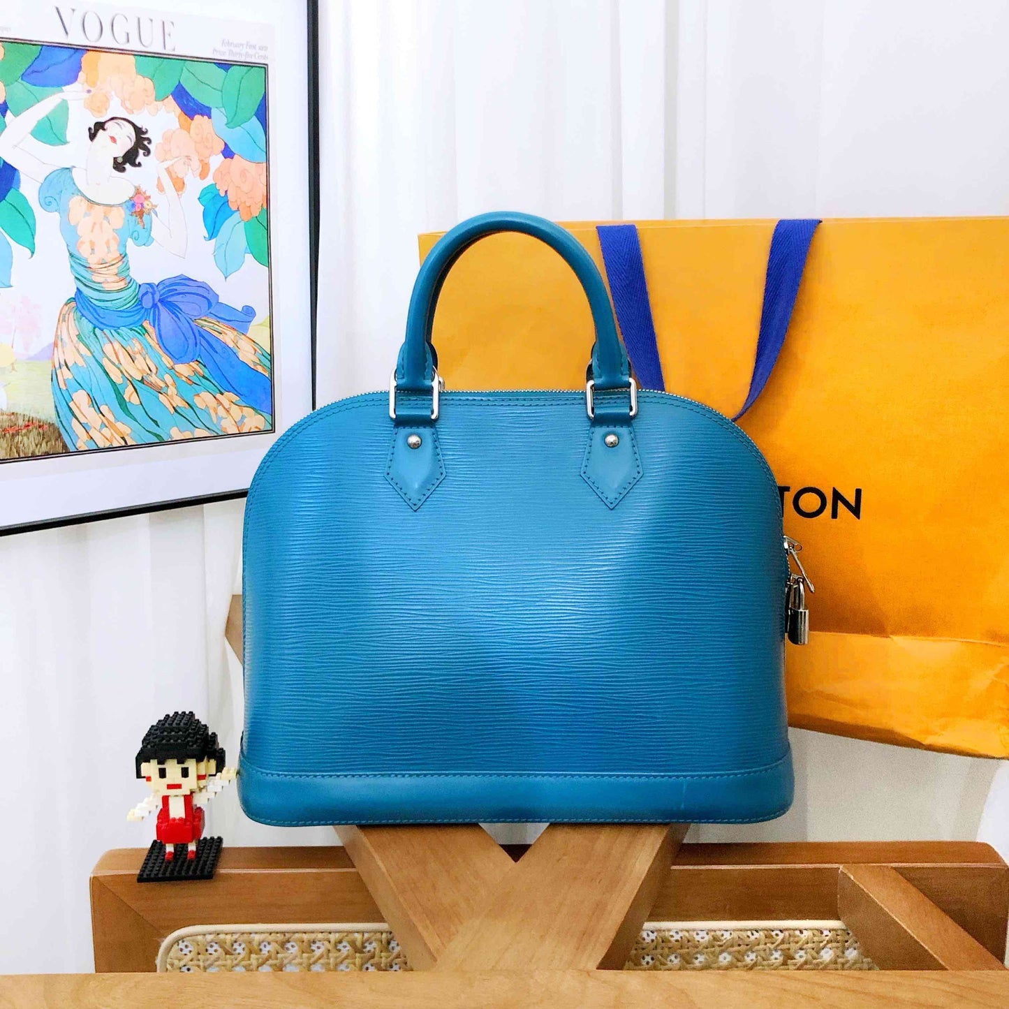 Louis Vuitton Alma Shell Wrap OS Blue Handbag