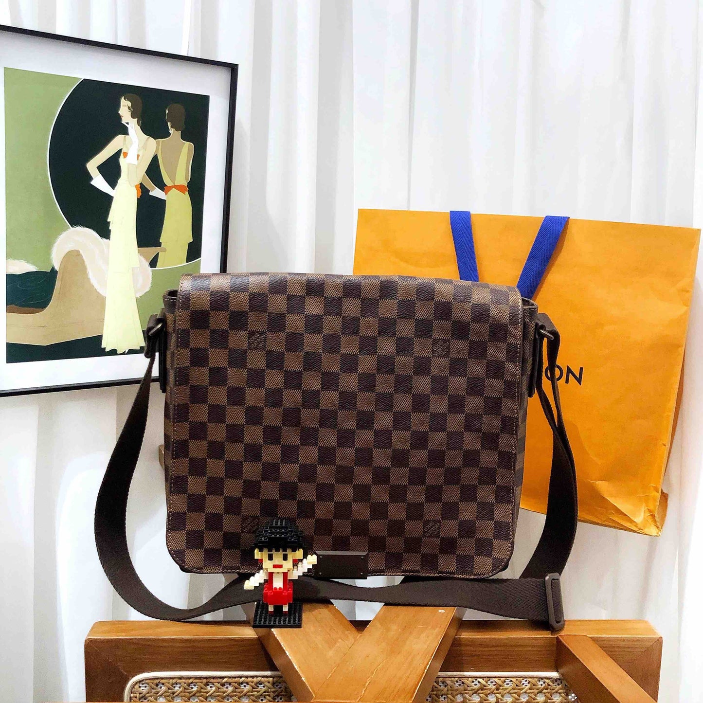Louis Vuitton Damier Ebene Messenger Bag