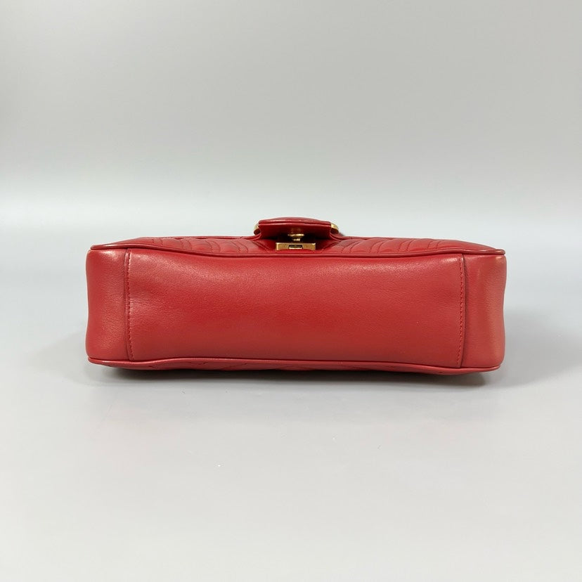 Gucci Marmont 26 Red Shoulder Bag