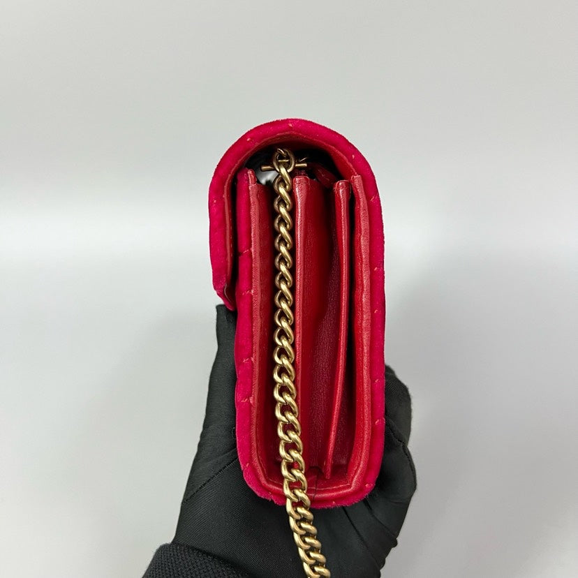 Gucci Marmont WOC Velvet Red Clutch