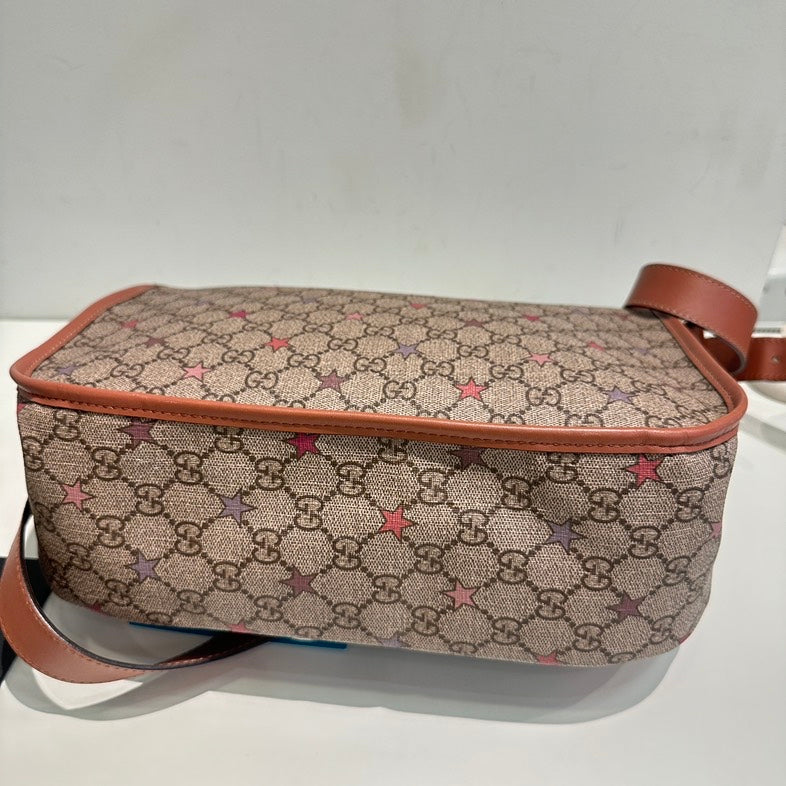 Gucci GG Supreme Monogram Beige Crossbody Bag