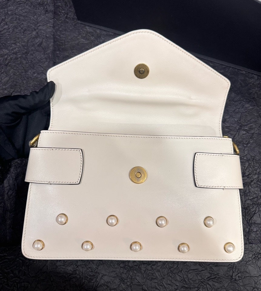 Gucci Pearls and Bee White Crossbody Bag - 3 Ways, 2 Straps