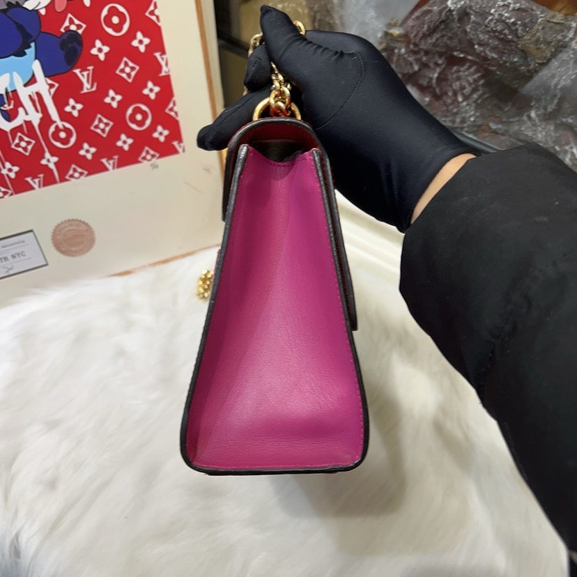 Gucci Padlock Shoulder Bag Red Beige GG Canvas Medium