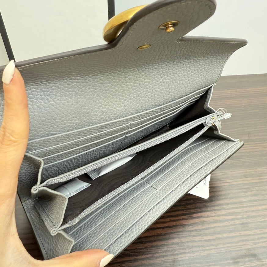 Gucci GG Marmont Long Wallet Gray Leather Preloved B0011