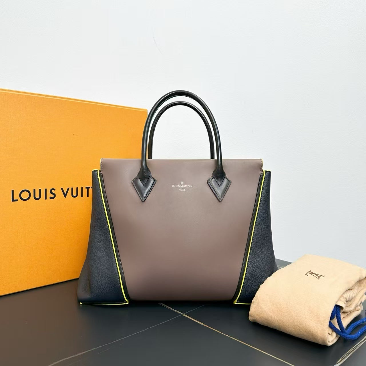 Louis Vuitton Capucines PM Tote Bag in Taupe and Black Leather
