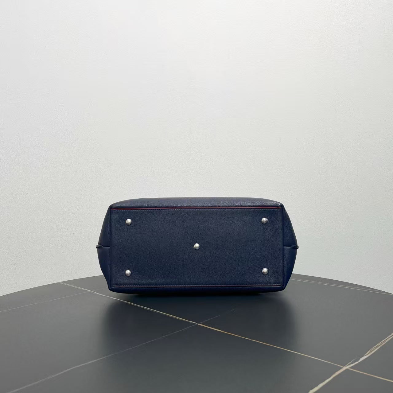 Louis Vuitton Capucines MM Navy Blue Tote Bag