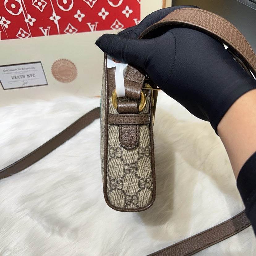 Gucci GG Supreme Monogram Beige Crossbody Camera Bag