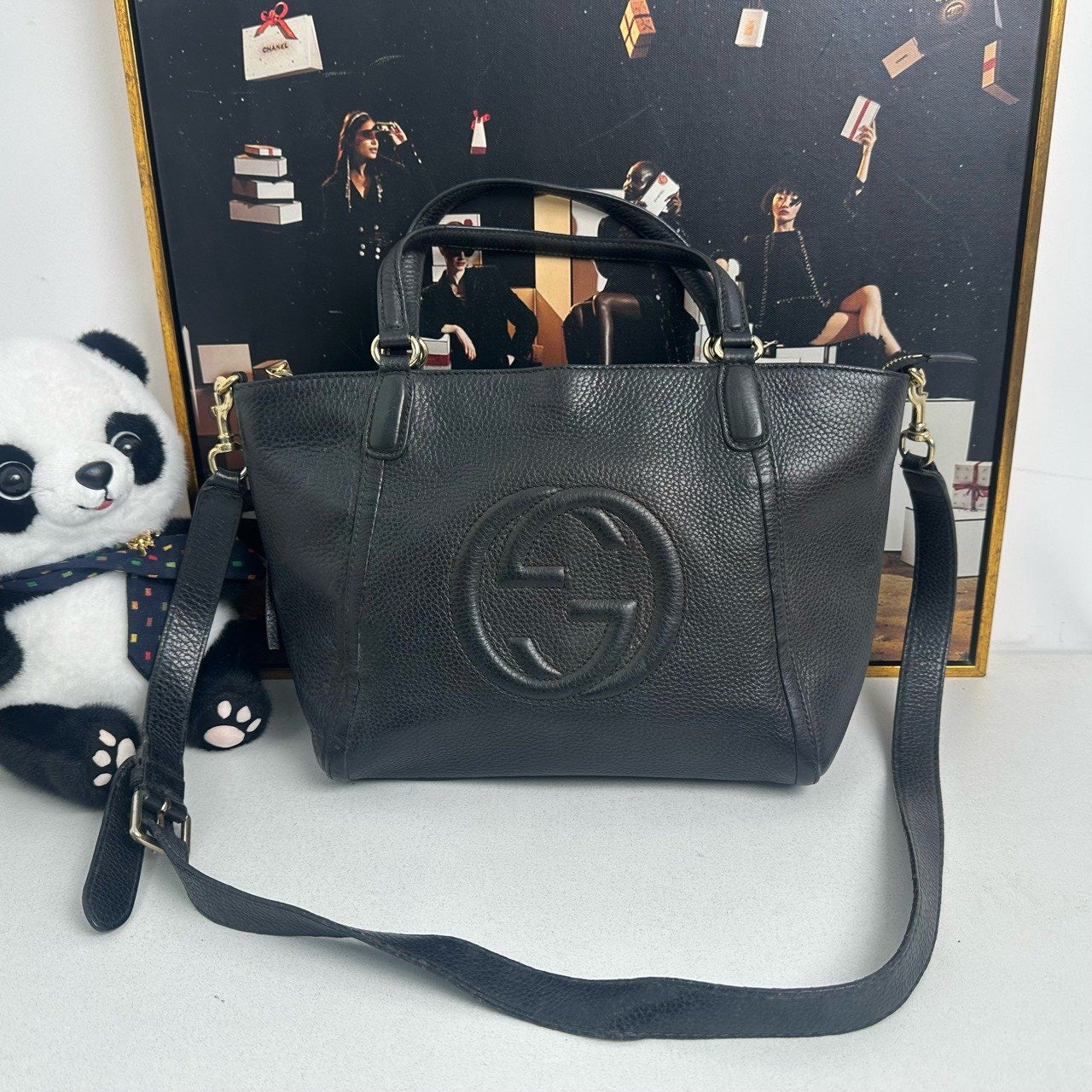 Gucci GG Black Leather Medium Two-Way Bag (11867564)