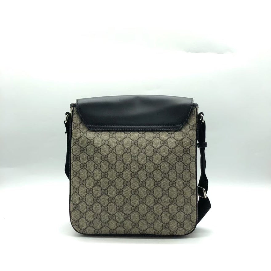 Gucci Messenger Bag Beige and Black Shoulder Bag