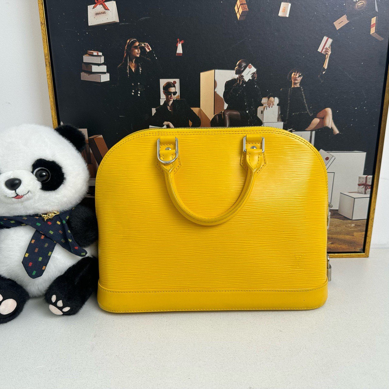 Louis Vuitton Alma PM Handbag Yellow Epi Leather Pre-Loved (No Strap) 11916731