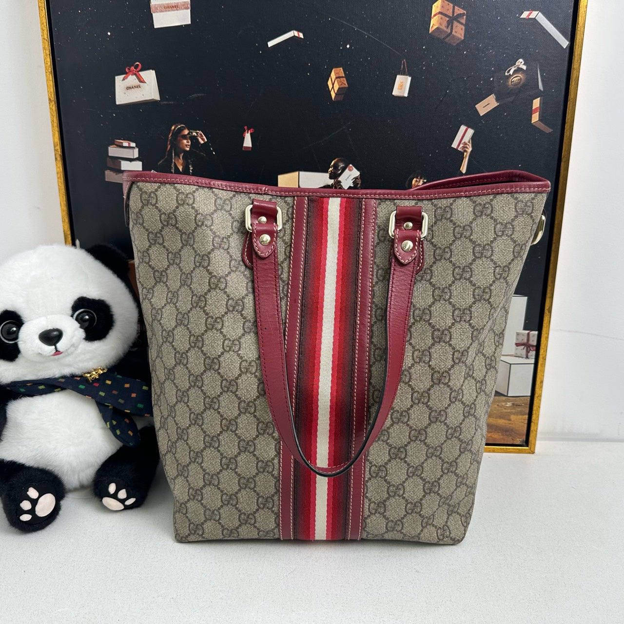 Gucci GG Canvas Red and Beige Pre-Loved Tote Bag (12271977)