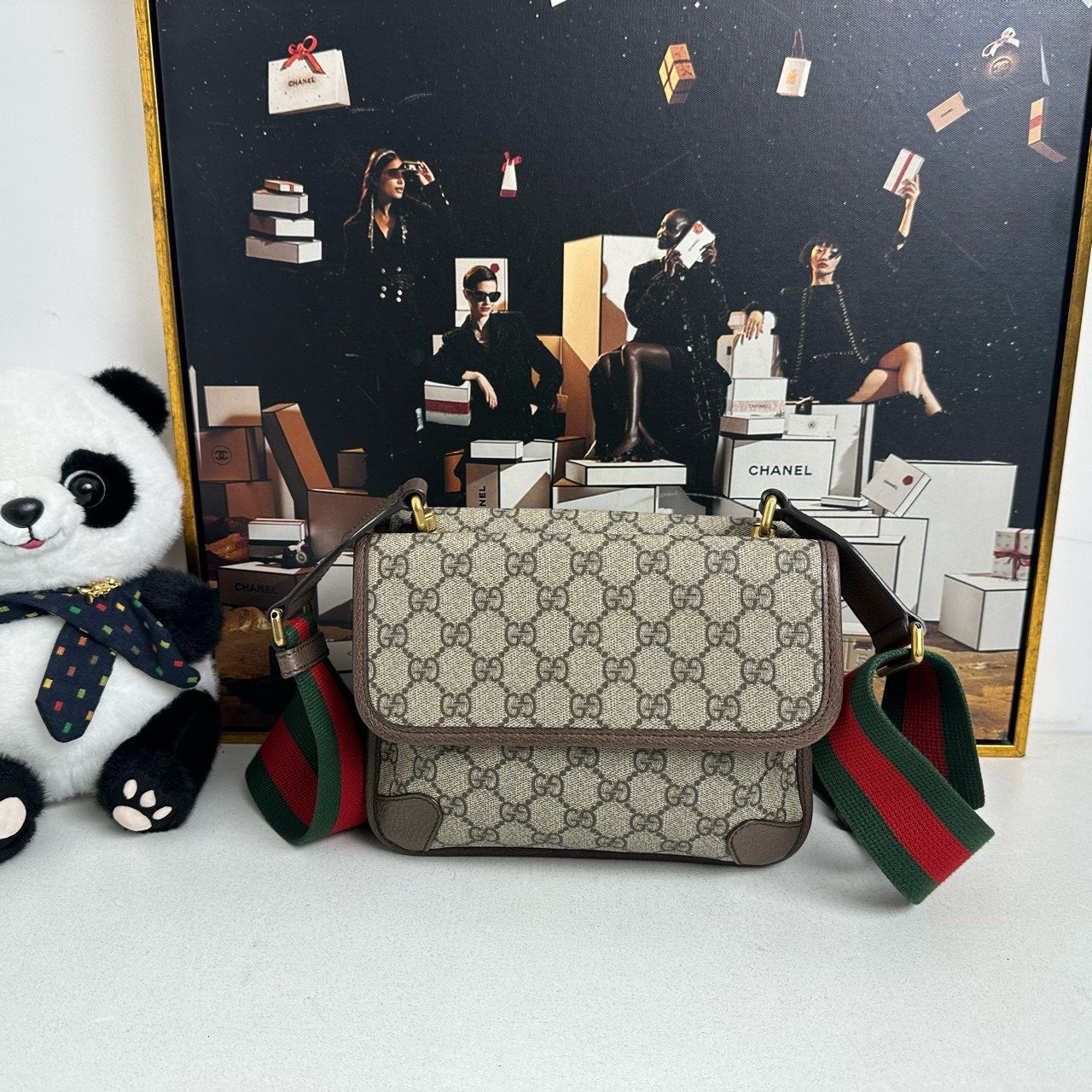 Gucci GG Supreme Brown Canvas Shoulder Bag - Pre-Loved