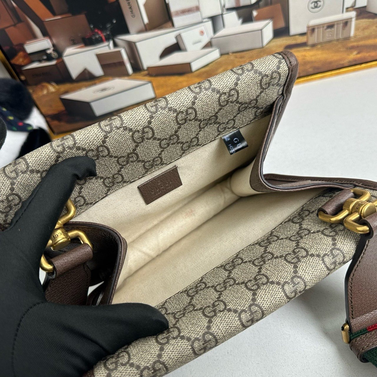 Gucci GG Supreme Brown Canvas Shoulder Bag - Pre-Loved