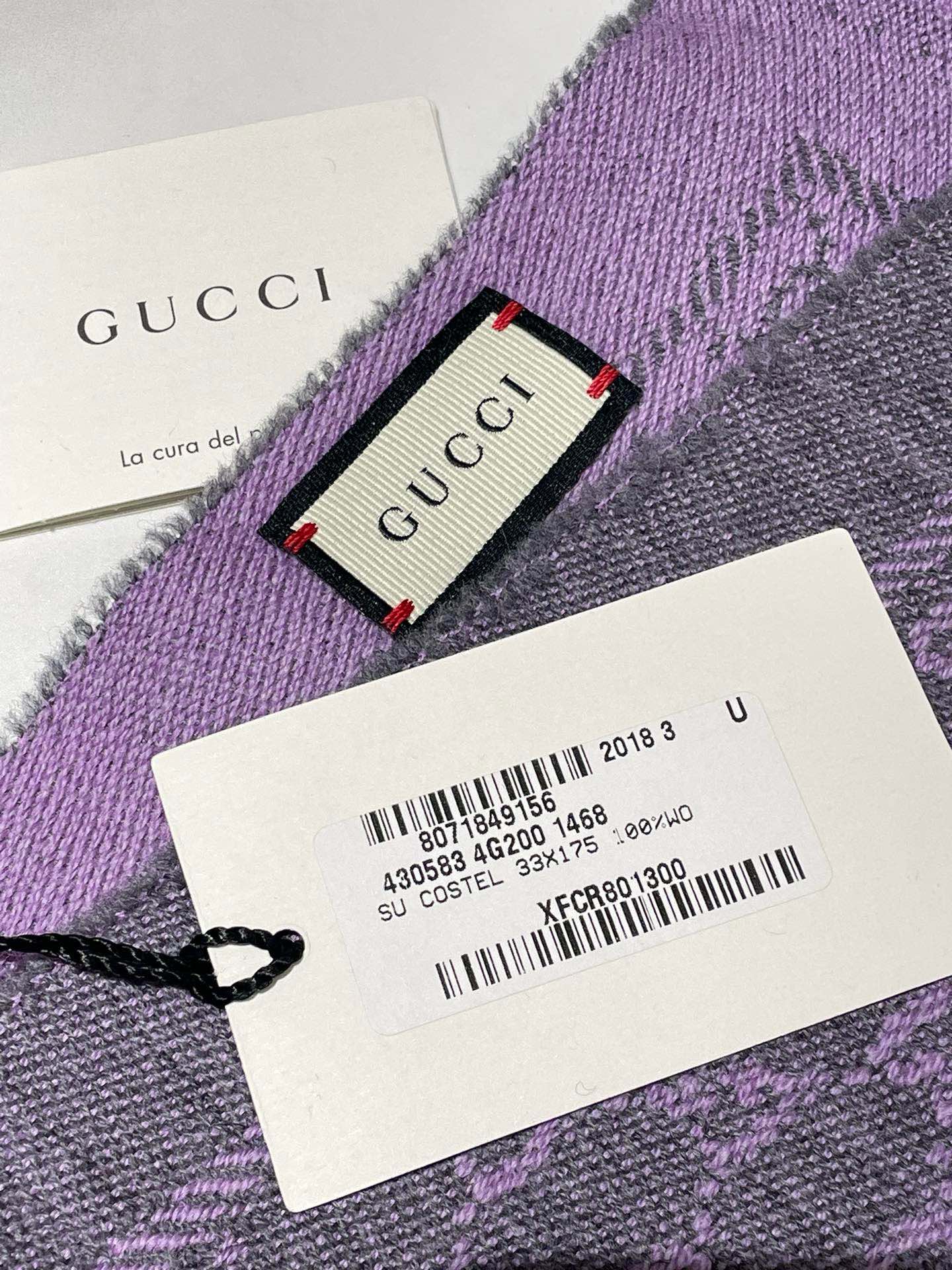 Gucci Wool Scarf 180x48cm in Purple