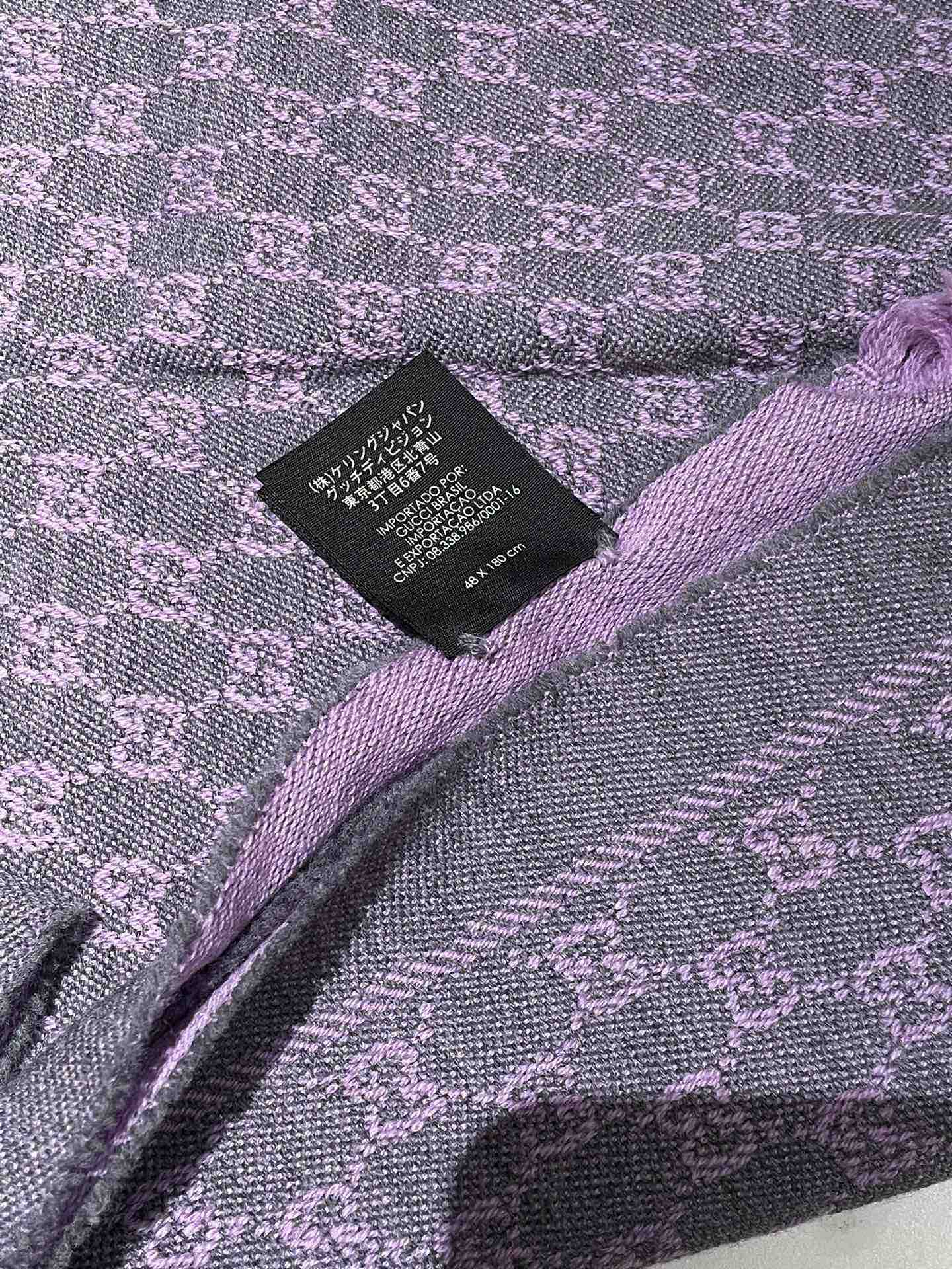Gucci Wool Scarf 180x48cm in Purple
