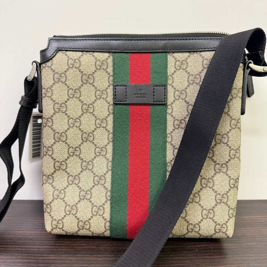 Gucci GG Supreme Crossbody LB109905 in Beige Canvas
