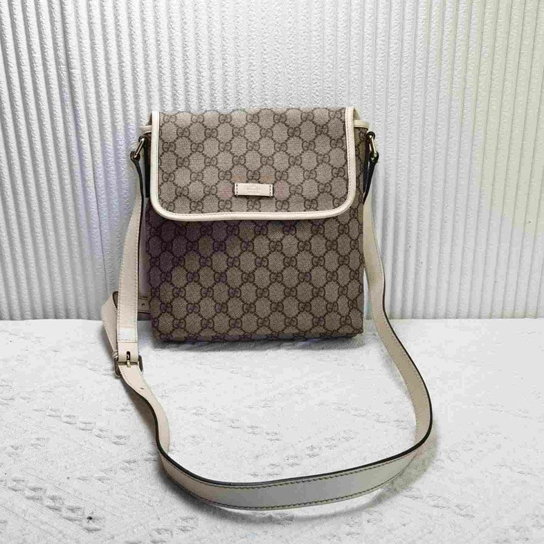 Gucci GG Supreme Beige Canvas Messenger Bag 12316421