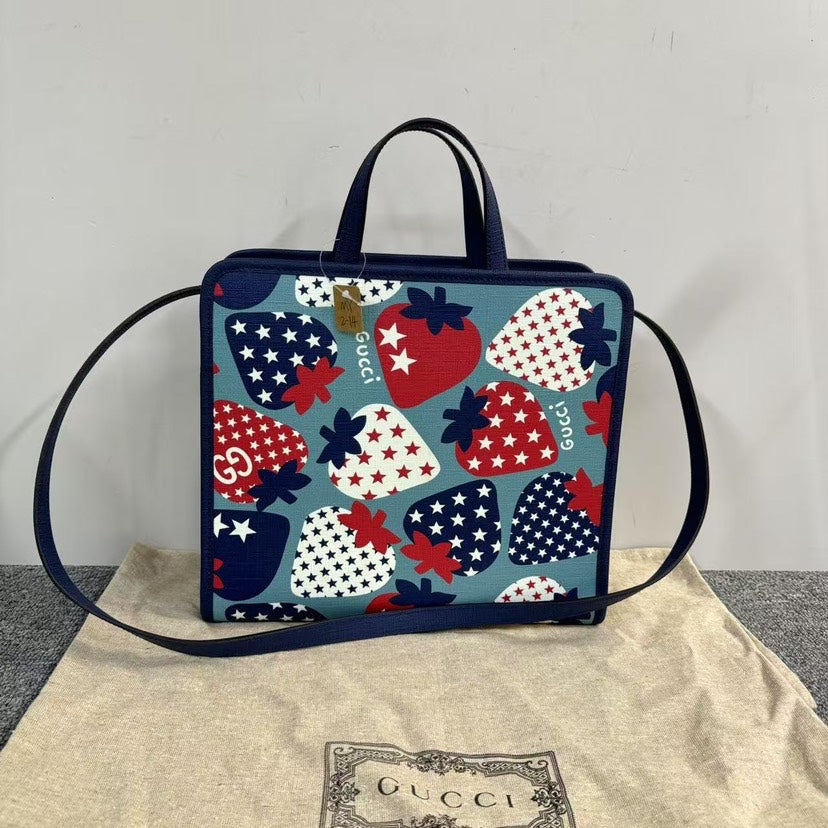 Gucci Preloved MY2-14 Tote Bag - Blue Canvas, Strawberry Pattern
