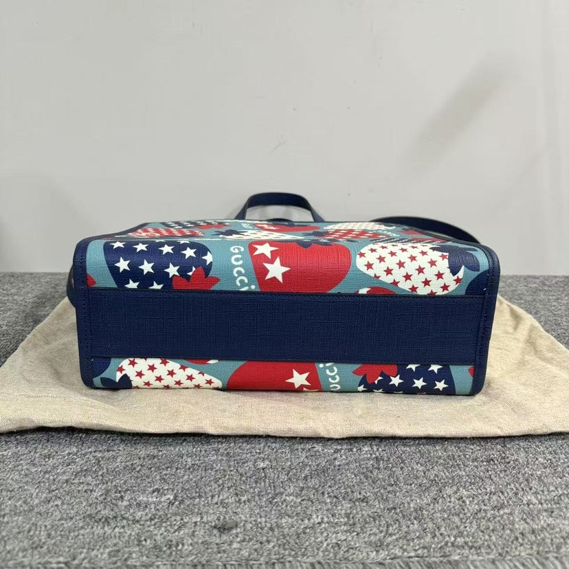 Gucci Preloved MY2-14 Tote Bag - Blue Canvas, Strawberry Pattern