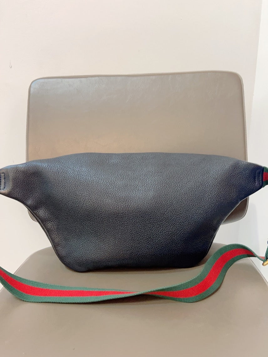 Gucci Classic Black Leather Belt Bag with Red-Green Strap