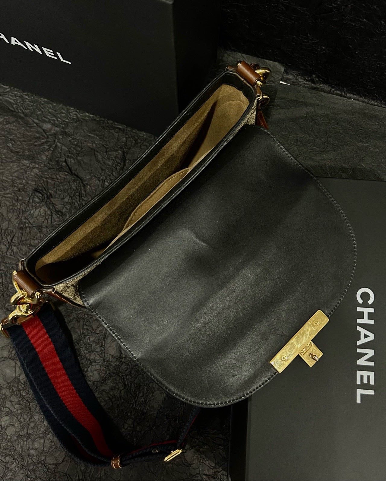 Gucci GG Monogram Padlock Saddle Bag Beige Black - Crossbody Bag