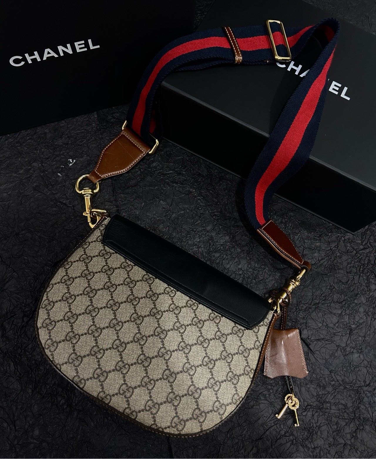 Gucci GG Monogram Padlock Saddle Bag Beige Black - Crossbody Bag
