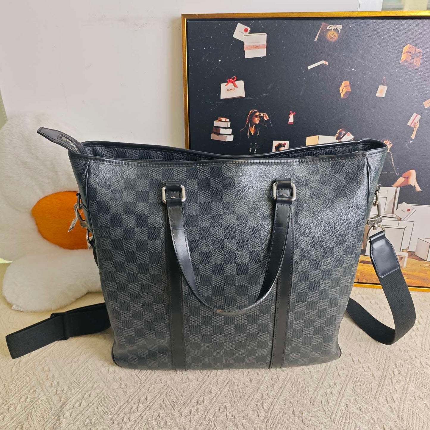 Louis Vuitton Damier Ebene Broadway Black Messenger Bag - Pre-loved
