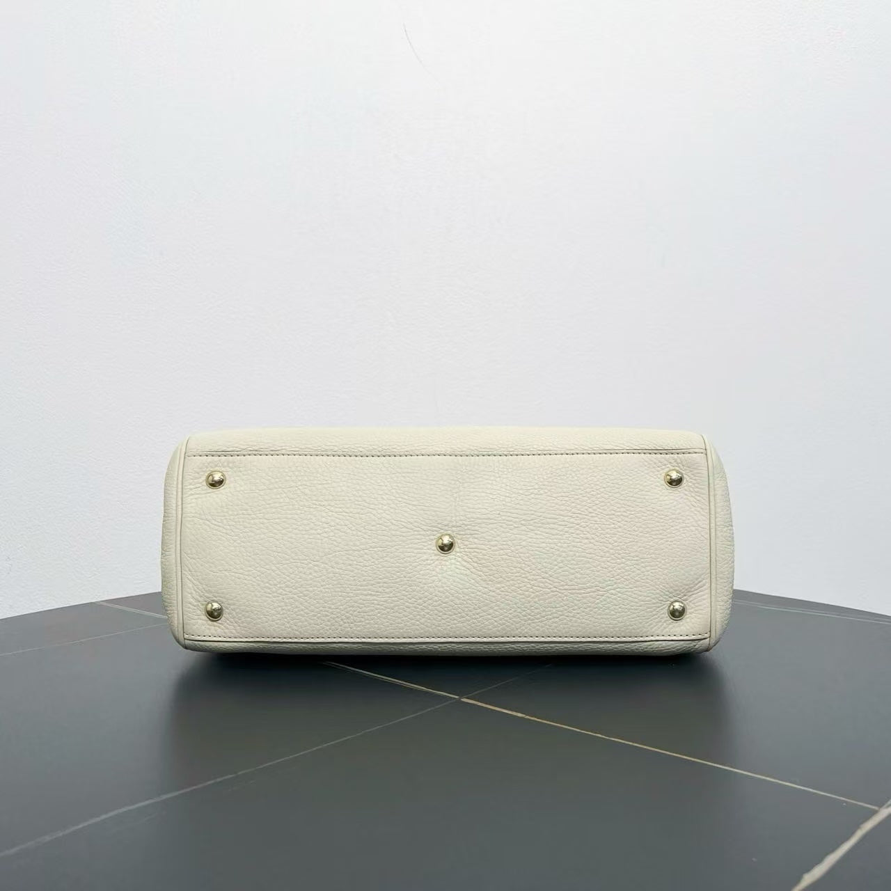 Gucci Preloved Bamboo Two-Way Bag Off-White Top Handle