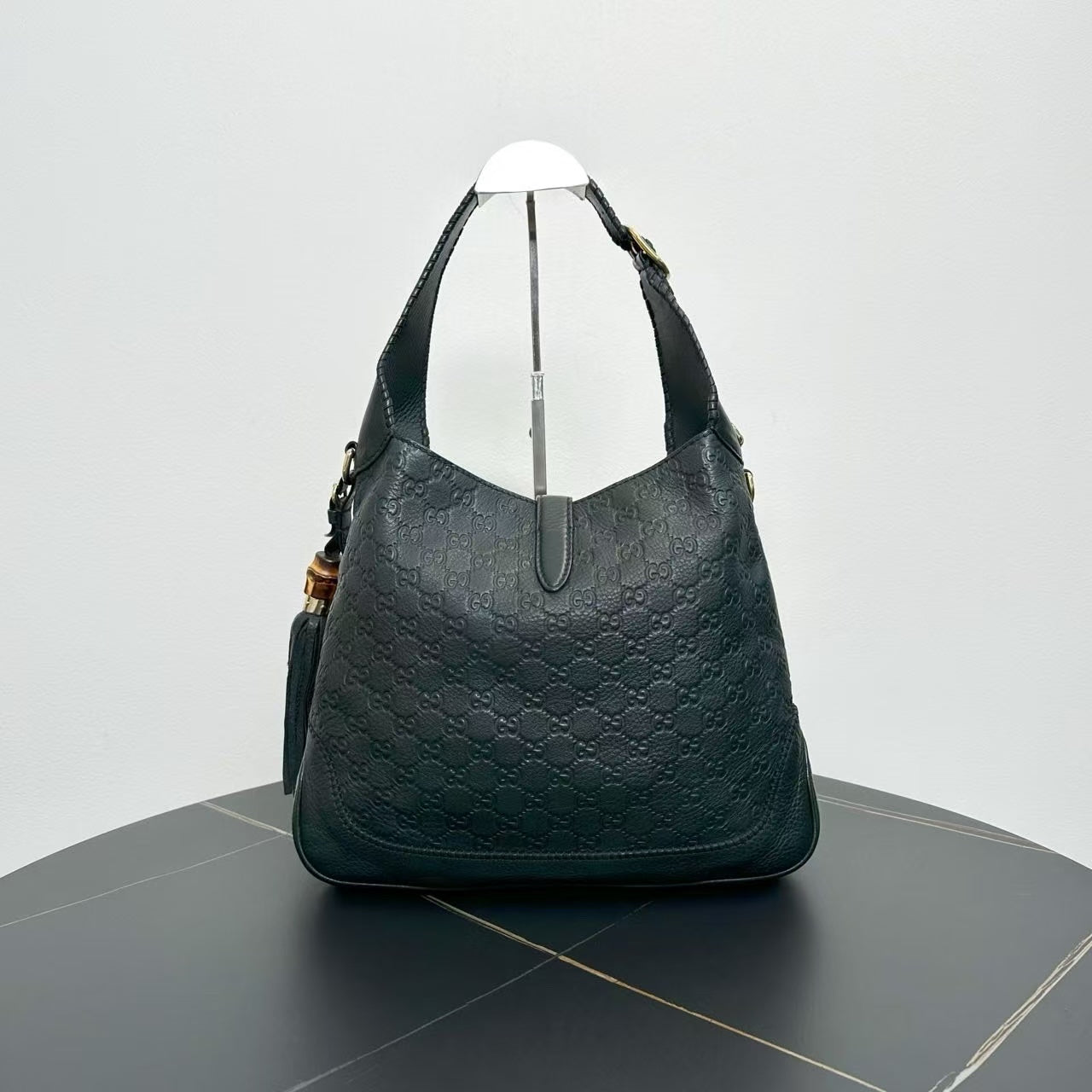 Gucci Indy Black Leather Shoulder Bag