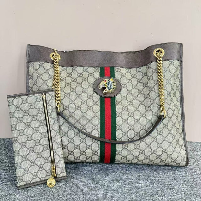 Gucci GG Supreme Beige Tote Bag