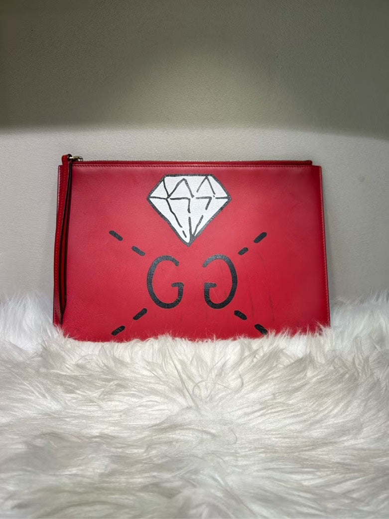 Gucci GG Diamond Red Clutch Bag - Pre-Loved Designer Handbag Sale