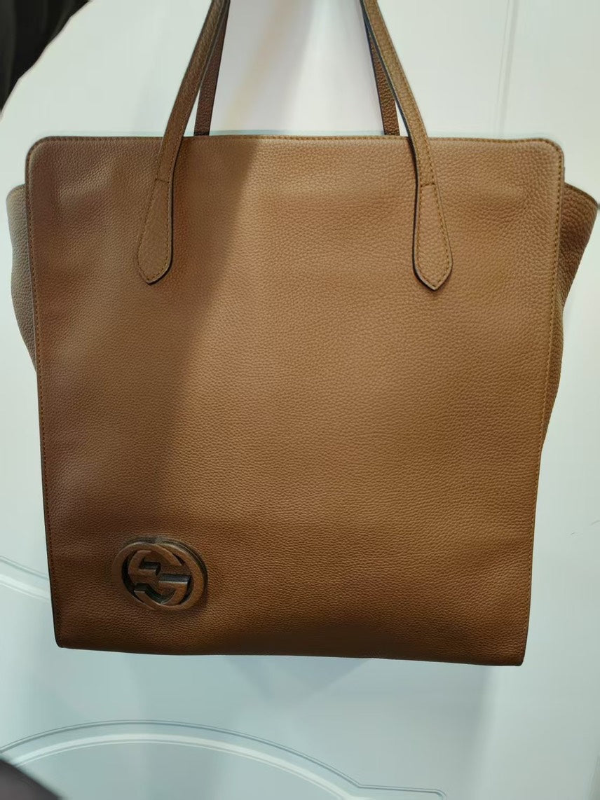 Gucci Tall Tote Bag in Tan Leather - Preloved Gucci Handbag