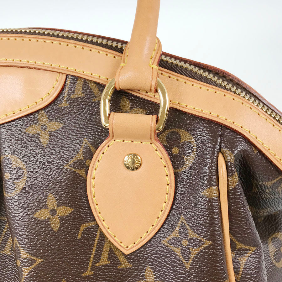 LOUIS VUITTON Handbag