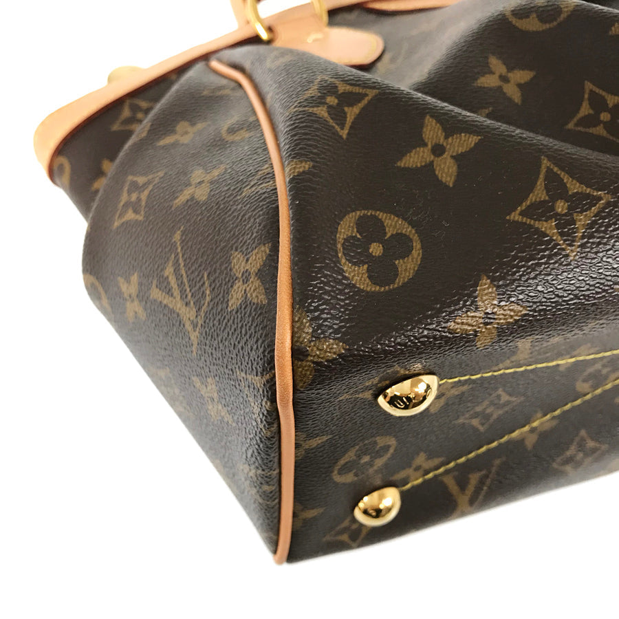 LOUIS VUITTON Handbag